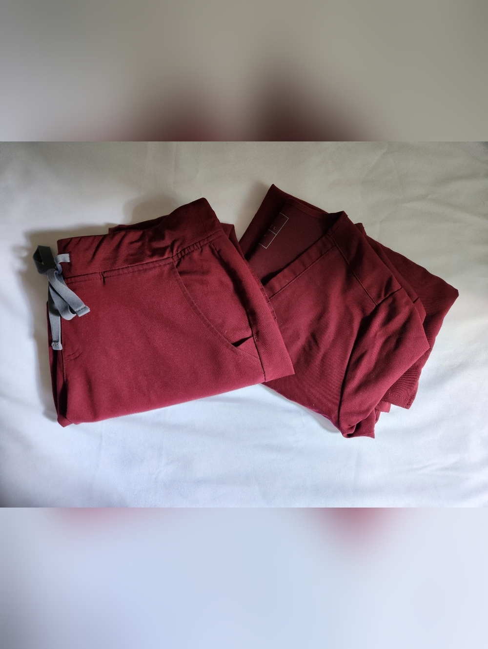 M/L Burgundy FIGS Set